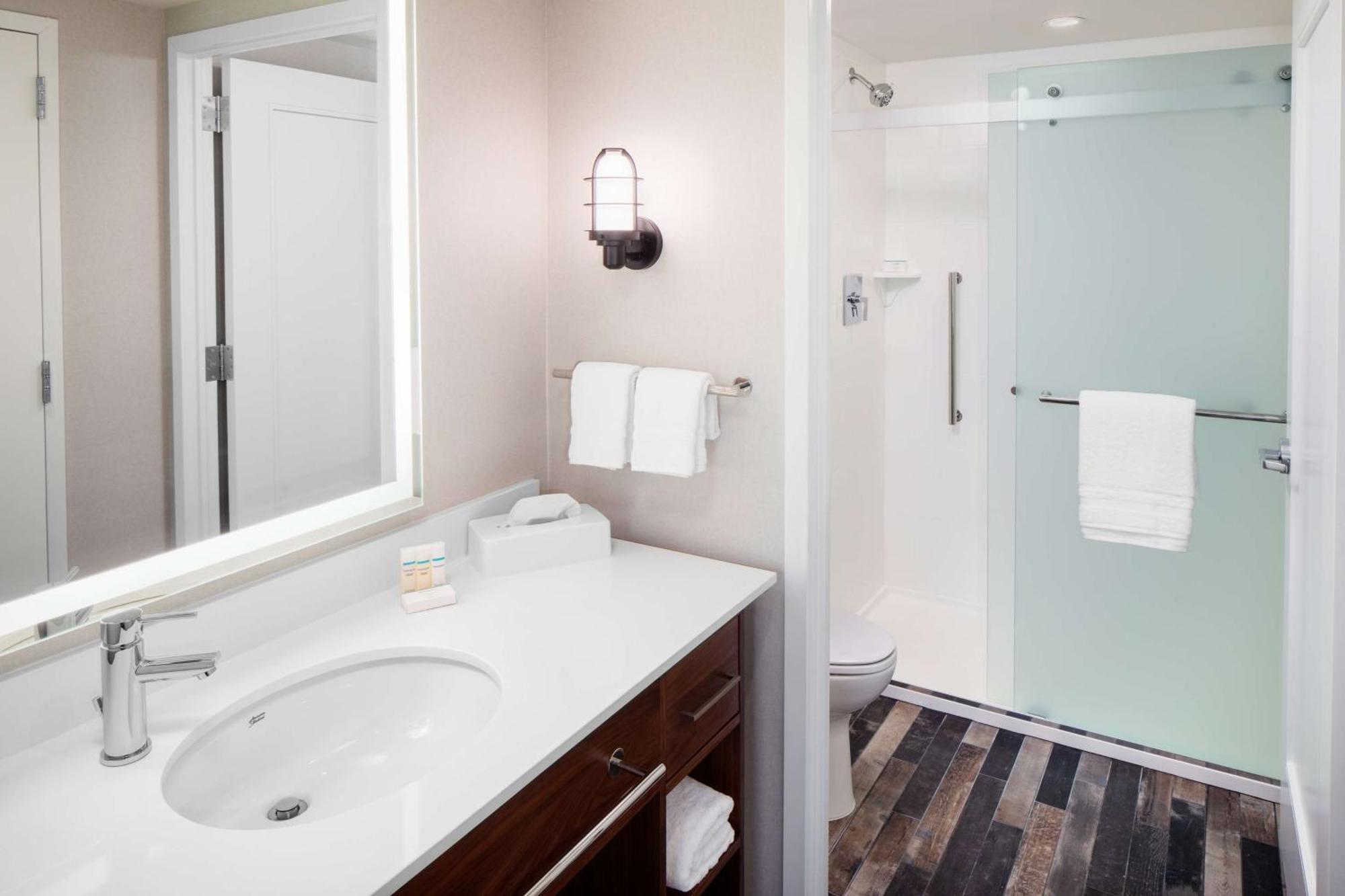 Homewood Suites By Hilton Boston Seaport District Bagian luar foto