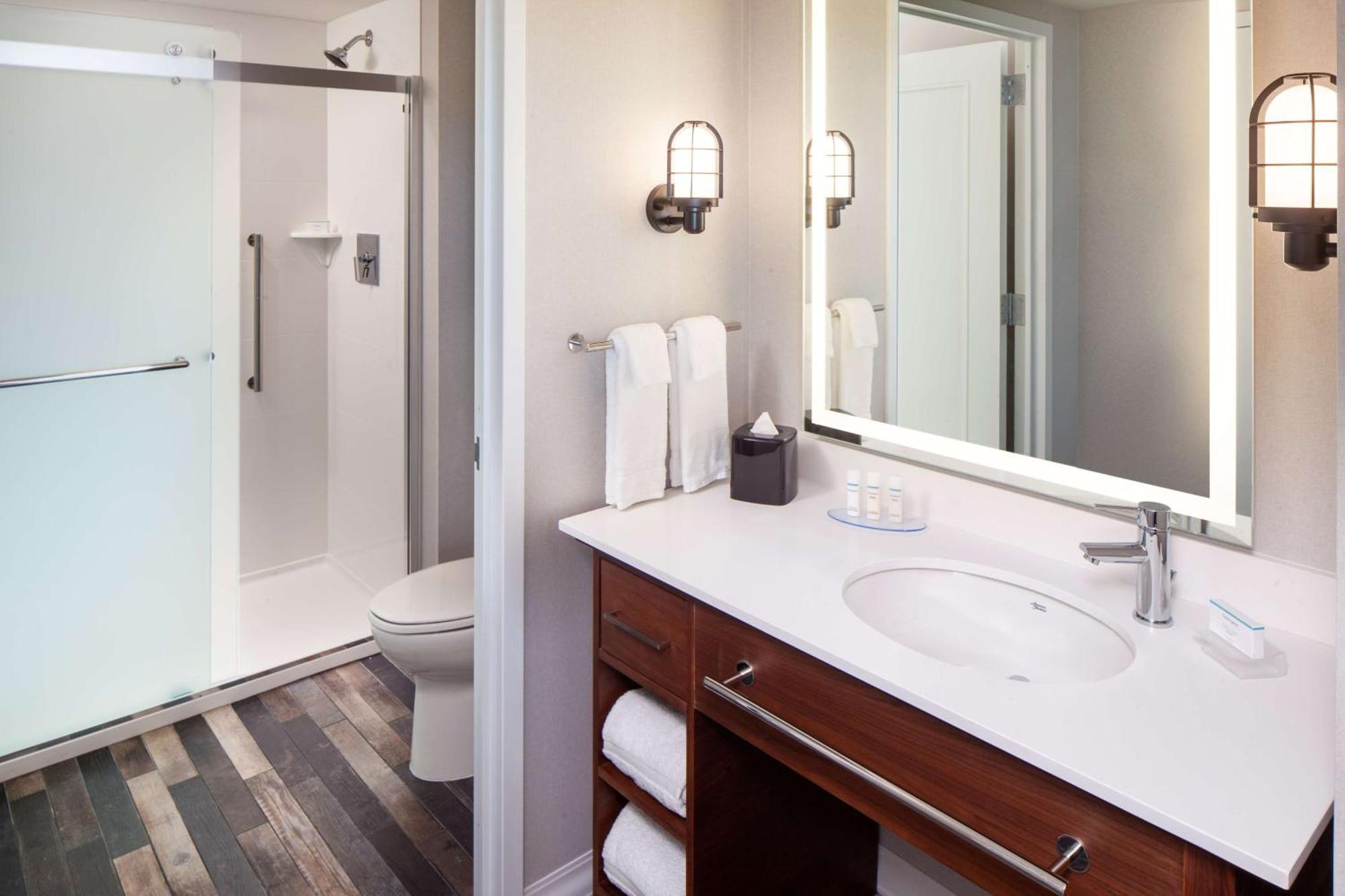 Homewood Suites By Hilton Boston Seaport District Bagian luar foto